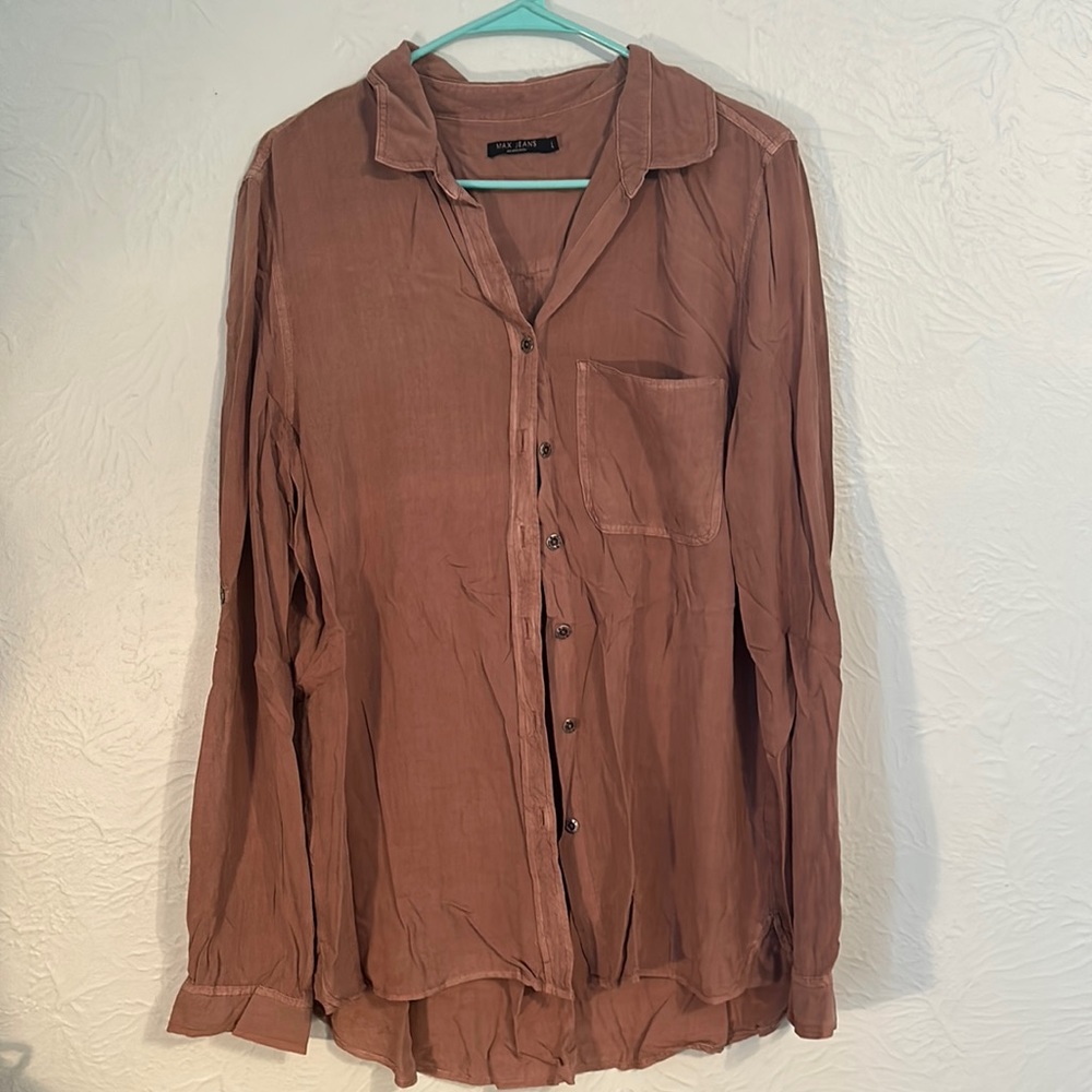 Max Jeans Mauve Distressed Buttom Up